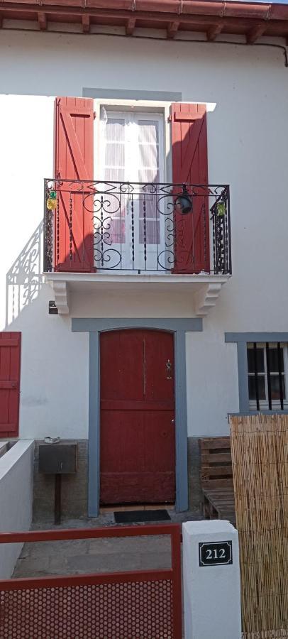 Logement Entier 5 Personnes Appartement Irissarry Buitenkant foto